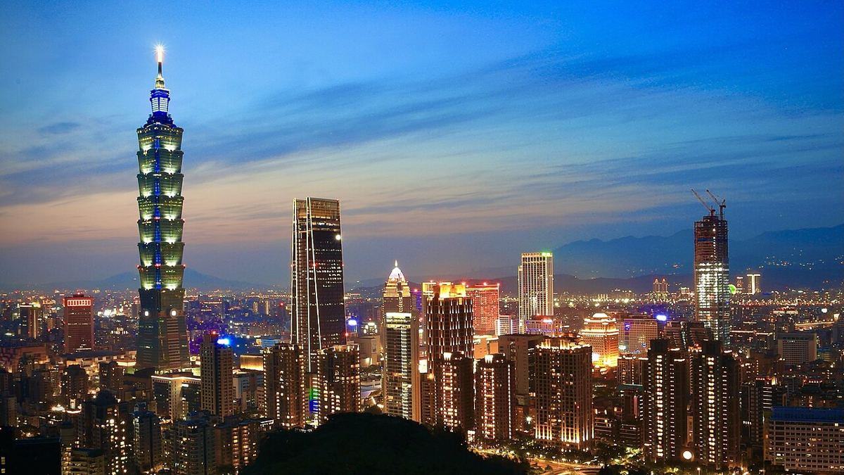 Taipei skyline at night with Taipei 101
