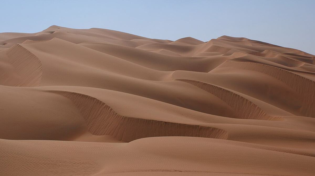 Dunes of the Rub' al Khali desert